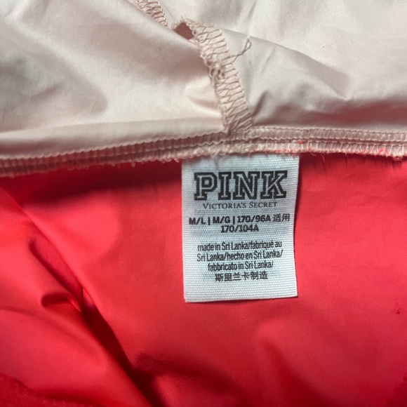 PINK Medium bright and light pink Windbreaker - Picture 2 of 3